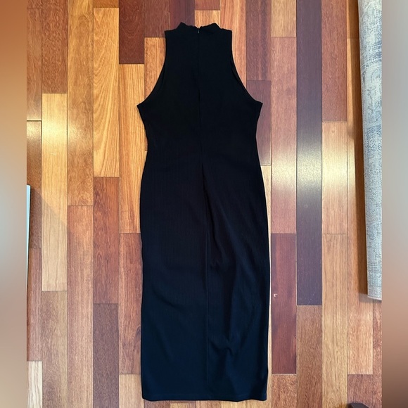 Dynamite | Lined high neck black cotton dress with slit size large - Picture 4 of 4